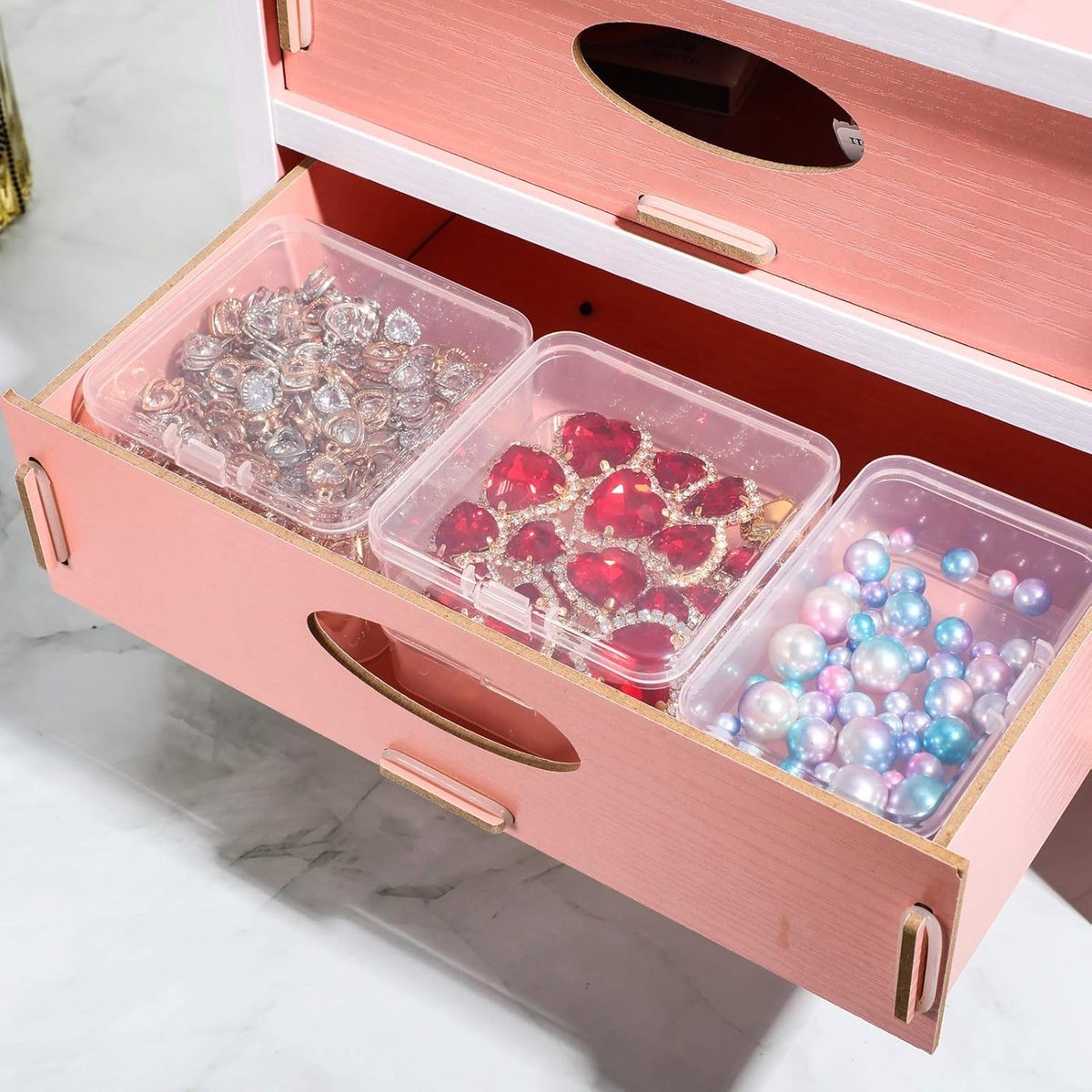 6 Pieces - Small Clear Plastic Storage Box Containers with Hinged Lids - L 5.5 x W 5.5 x H 2cm - Mini Boxes for Pills, Beads, Jewelry & Hobby Items - Stackable Mini Tubs - Transparent