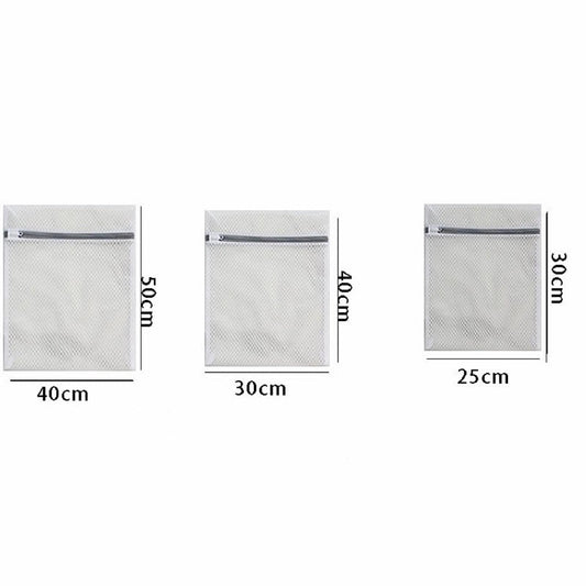White mesh laundry bag with zipper; 40x30x25cm