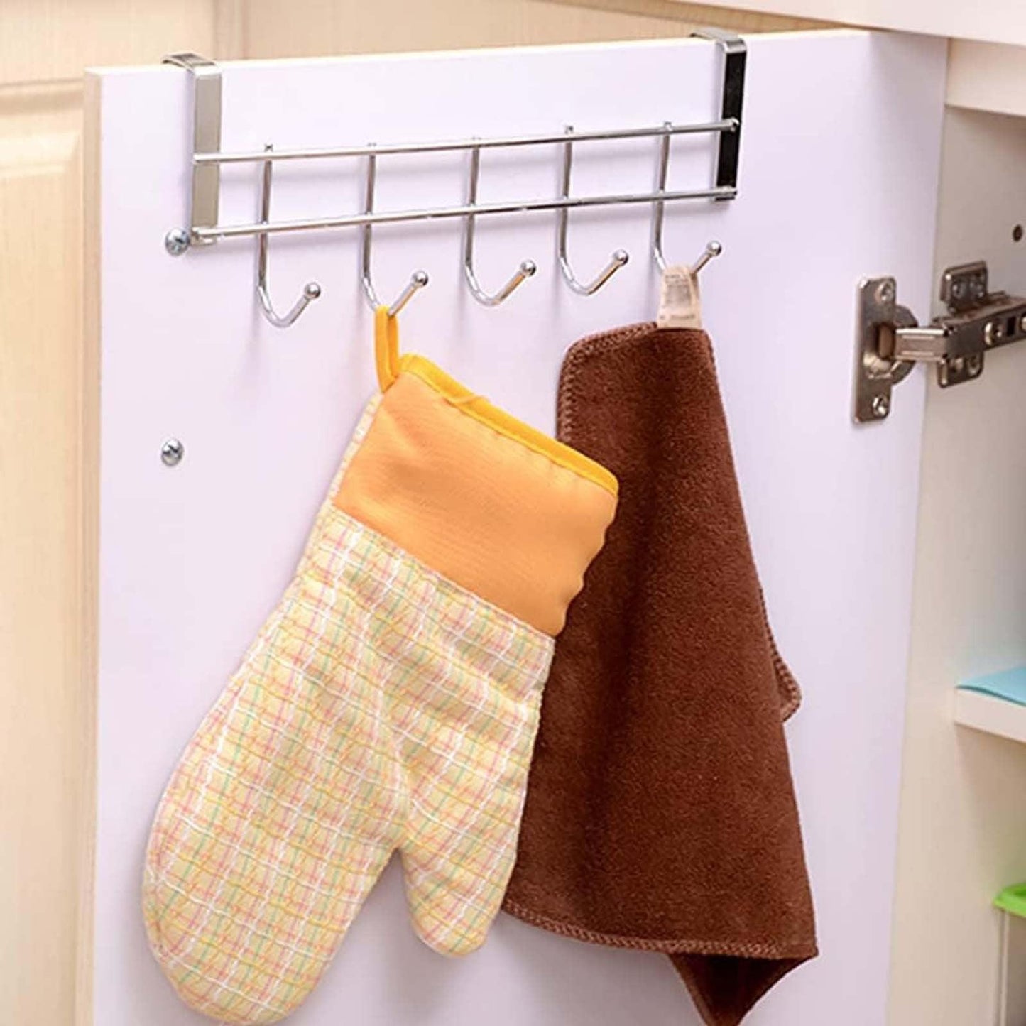Over-the-door towel rack with 5 hooks holding oven mitt and kitchen towel