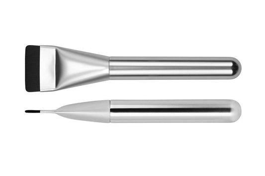 Flat foundation makeup brush, two straight flat-head brushes with black bristles