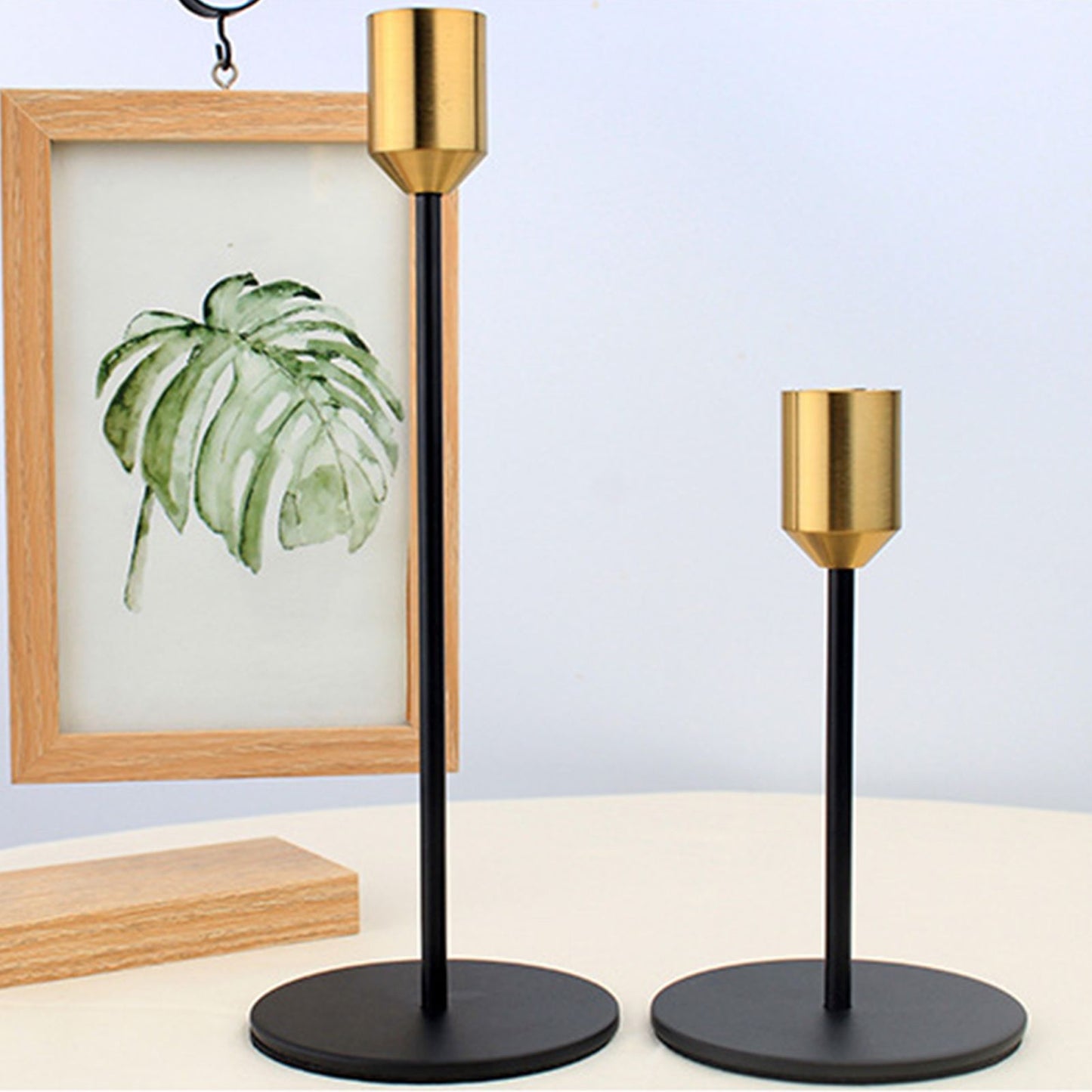 2 Pcs Metal Candle Holder Simple Modern Design Antique Black Candlestick Decoration for Home Wedding