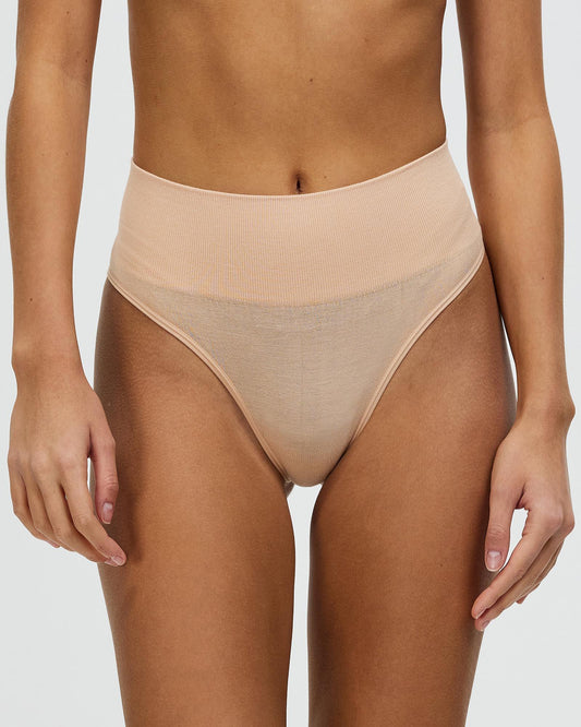 Bone seamless high-rise briefs with smooth waistband