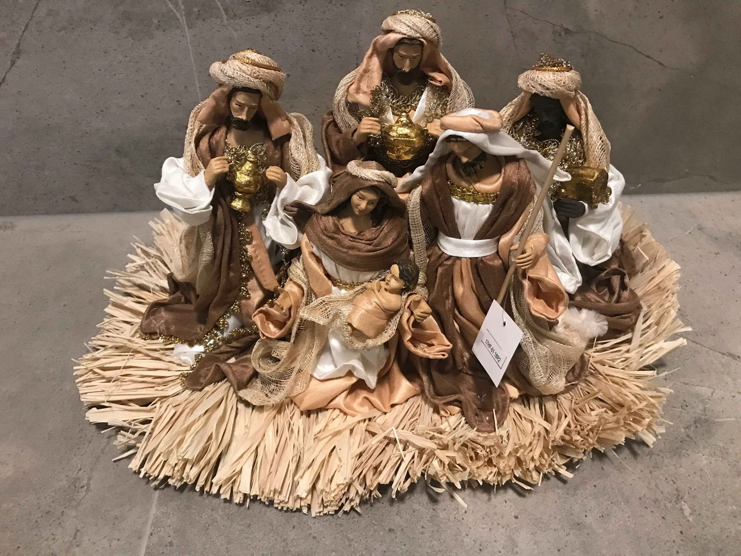 🎄 20.5" (53cm) Brown Holy Family Nativity Set with Christmas Manger – Handmade Religious Christian Christmas Scene, Holiday Home Decor & Gift ✨
