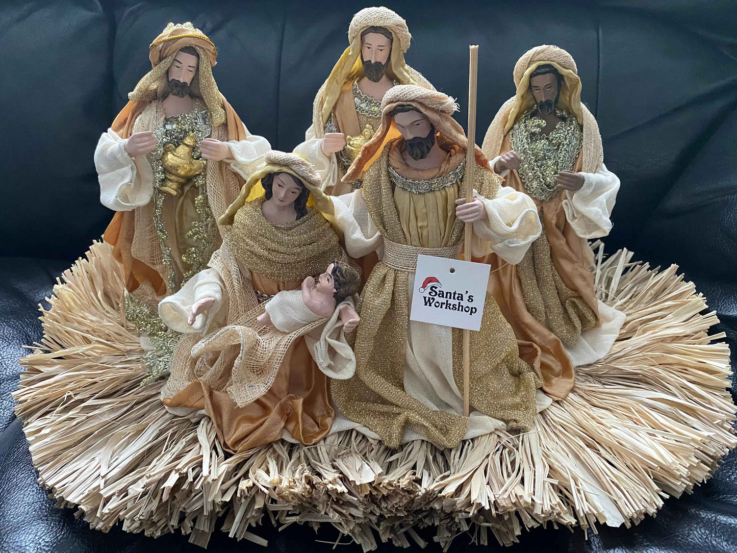 🎄 53cm Gold Christmas Nativity Ornament with Manger – Holy Family Religious Scene, Christian Christmas Home Decor & Holiday Gift ✨
