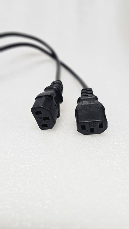 1.3 m IEC C14 to 2× IEC C13 Y‑Splitter Power Cable, 3×0.75 mm² PVC H05VV‑F