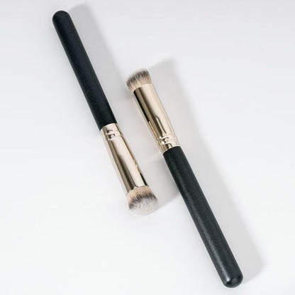 Concealer Brush Professional flat top concealer buffing brush for seamless undereye and blemish coverage - Aestha Cosmetics