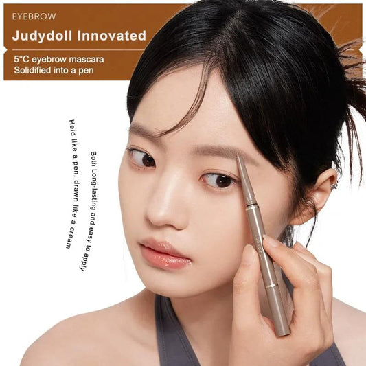 Eyebrow gel pen applying to eyebrows, with spoolie brush tip