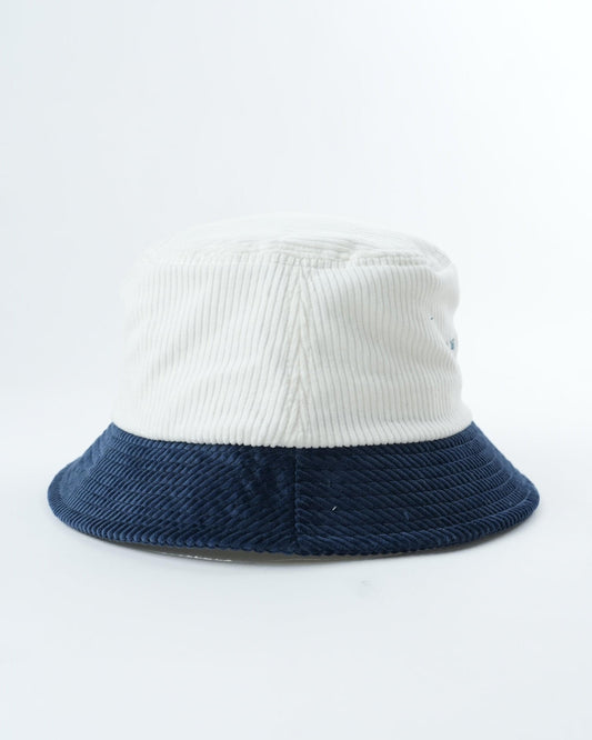 Two-tone ribbed bucket hat with off-white crown and navy brim