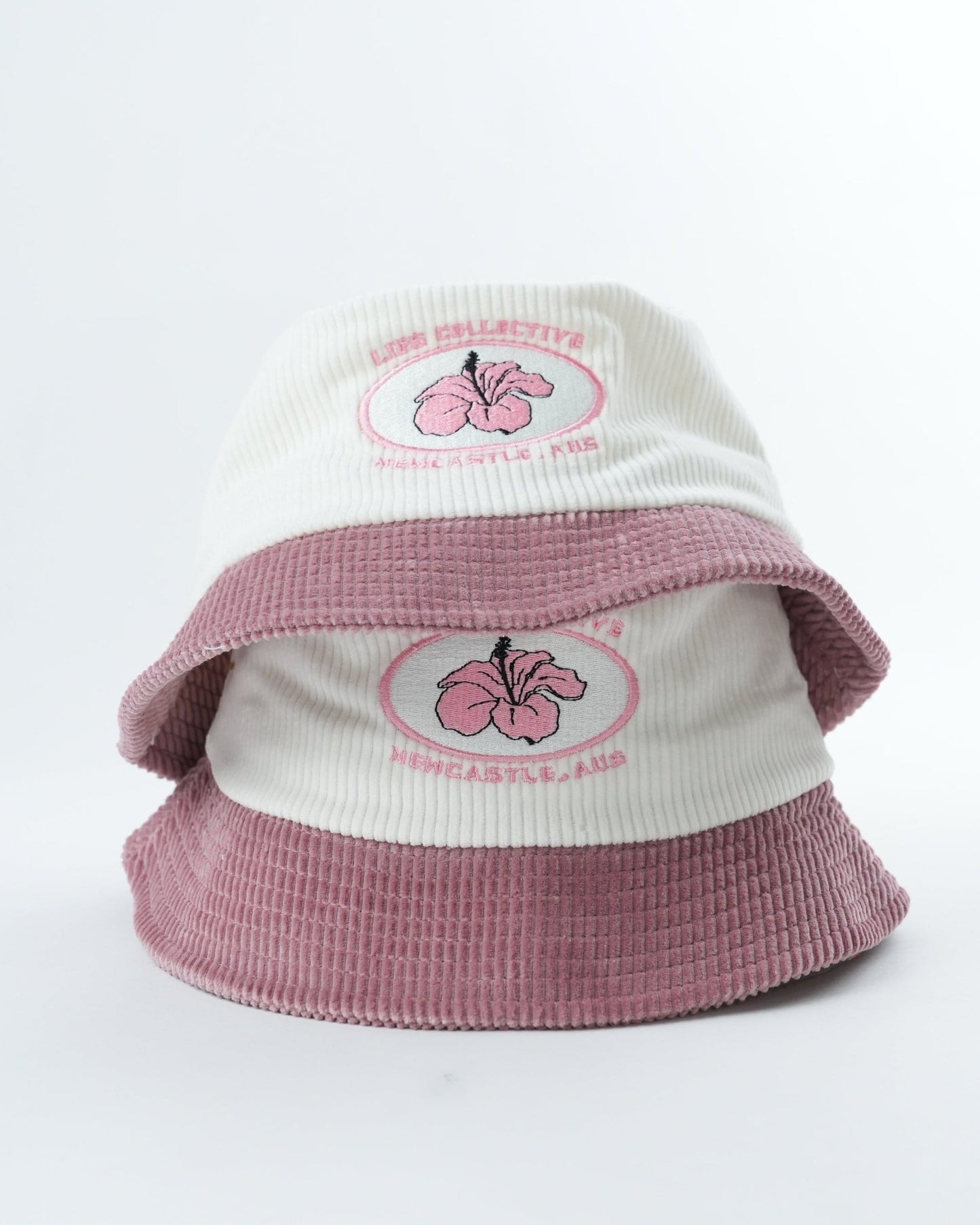 THE FLOWER MADNESS BUCKET HAT