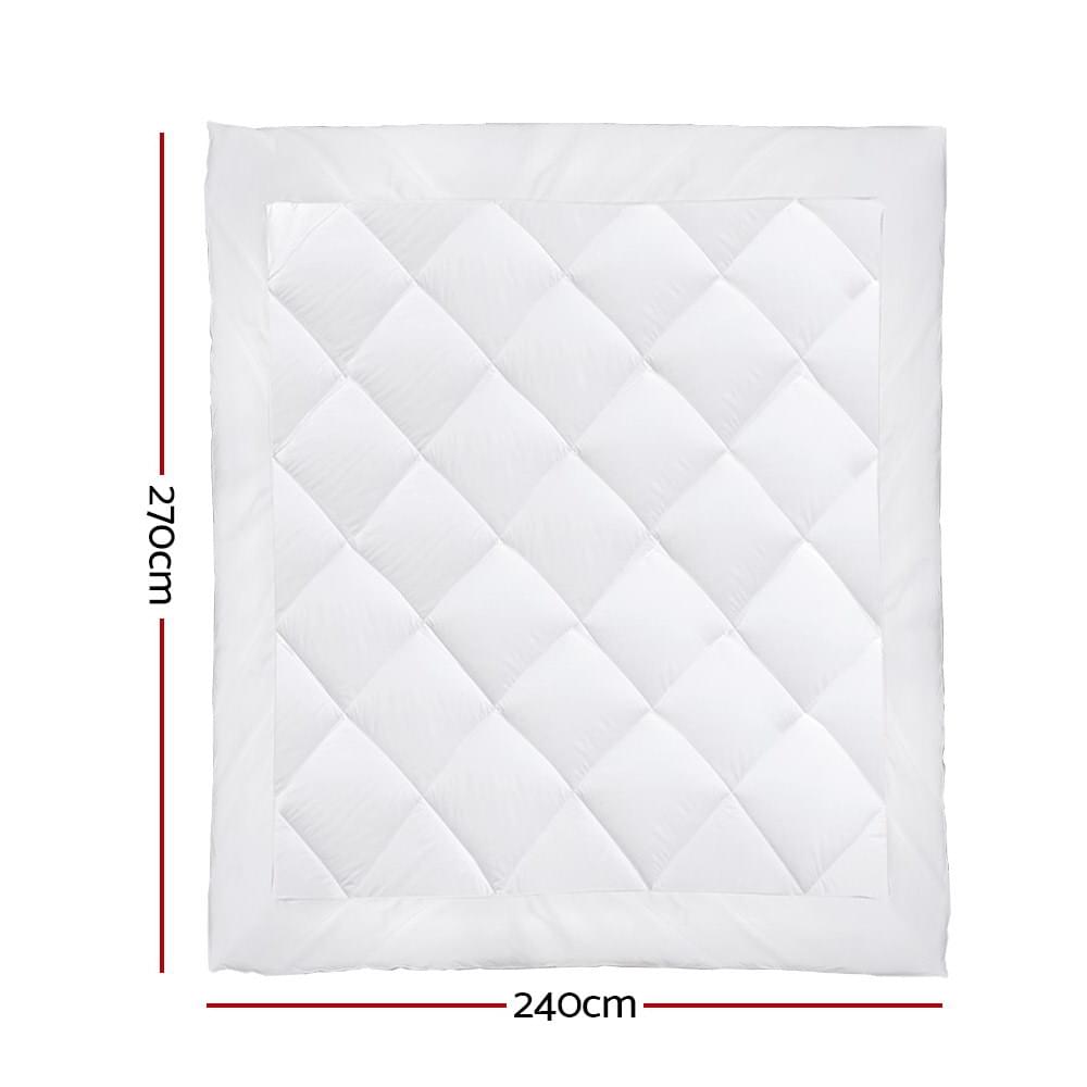 Microfibre bamboo quilt square, white, diamond stitch pattern, measurement outline