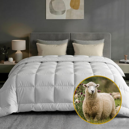 White wool quilt with box baffle stitching and quilted, raised channels