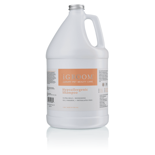iGROOM hypoallergenic pet shampoo bottle, clear label on white jug with handle