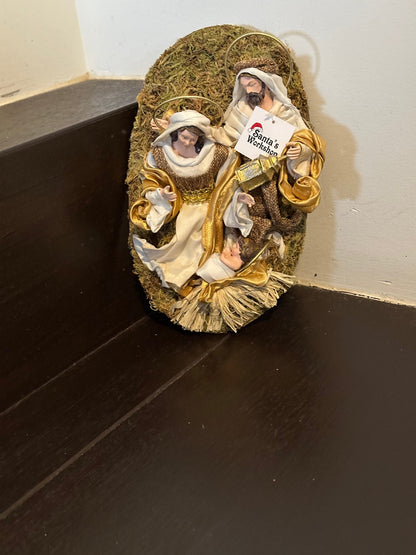 🎄 6.5" Holy Family Christmas Nativity Wreath Ornament on 10" Wall Decor – Religious Christian Hanging Decoration for Holiday Home Display ✨