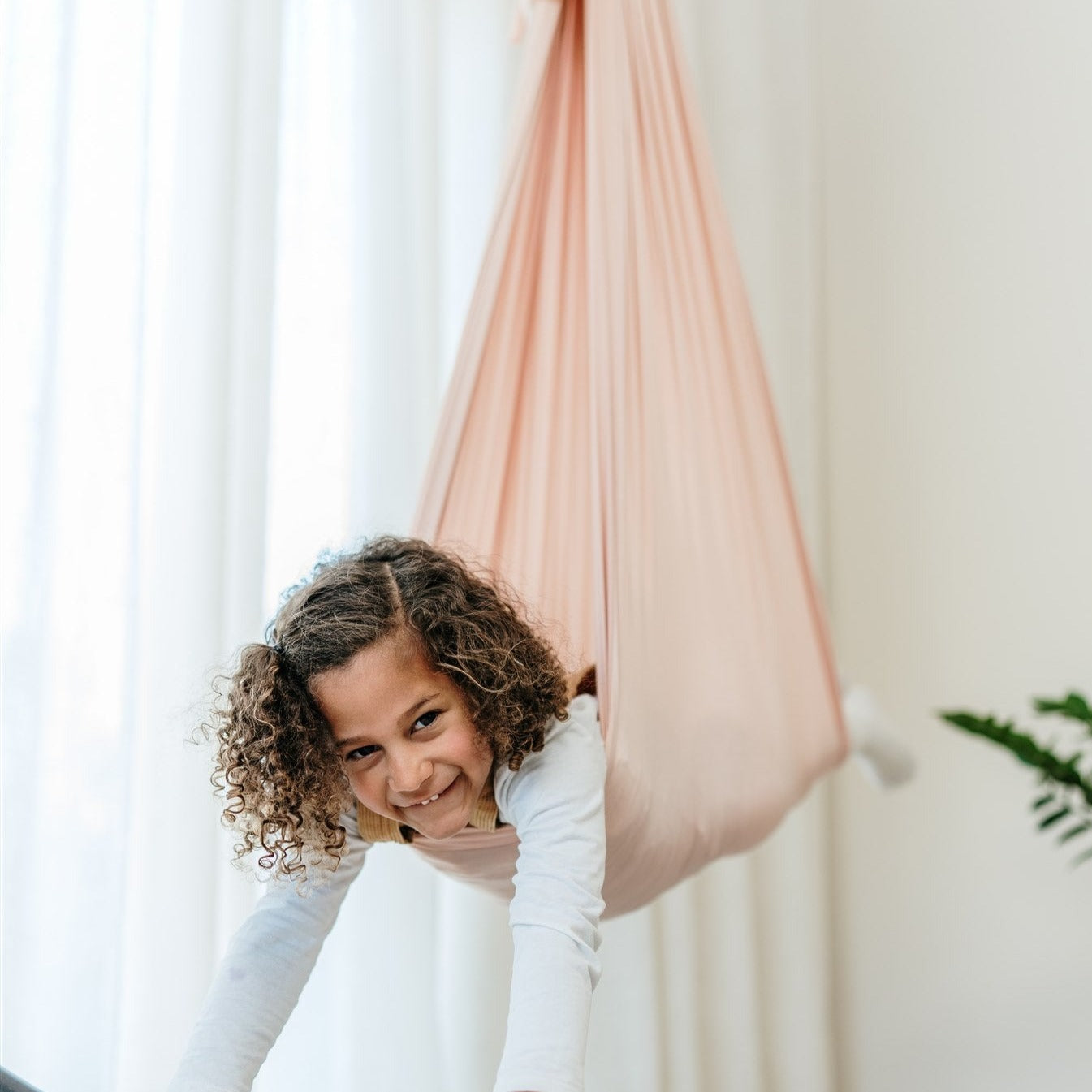 Therapy Swing Cozy Cocoon - Soft Pink