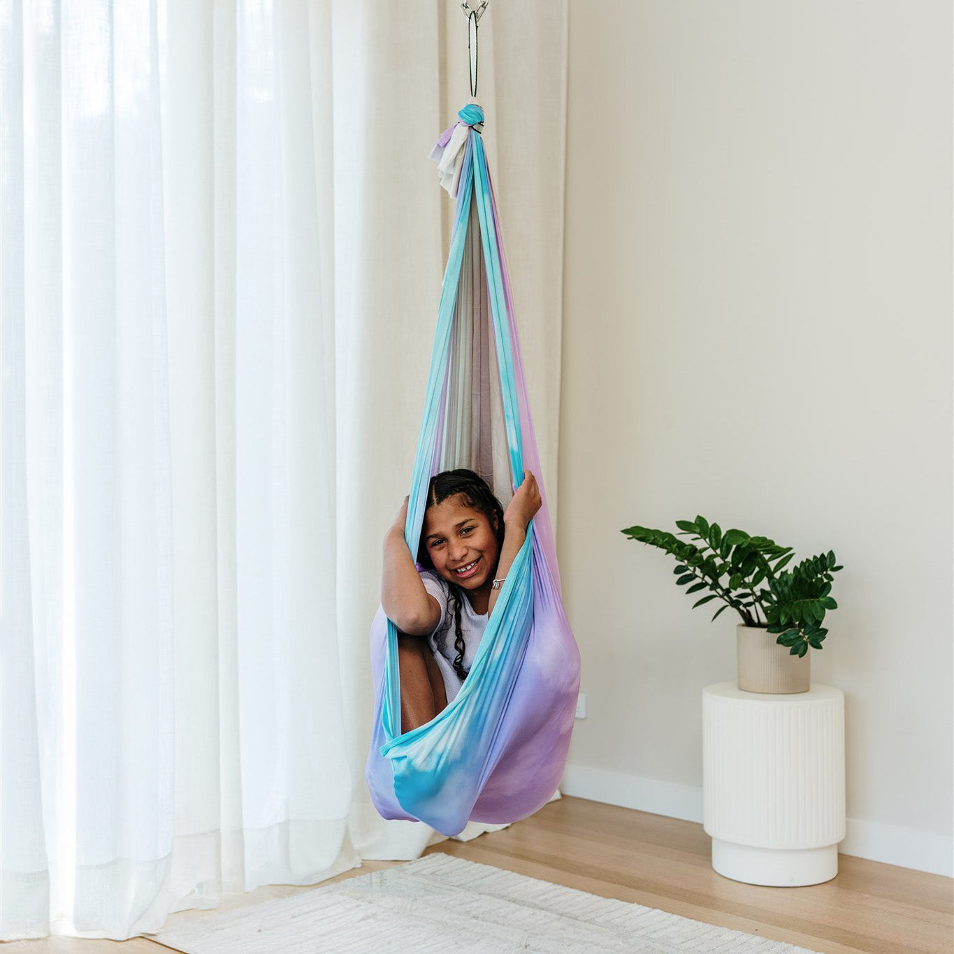 Therapy Swing Cozy Cocoon - Tie Dye Rainbow