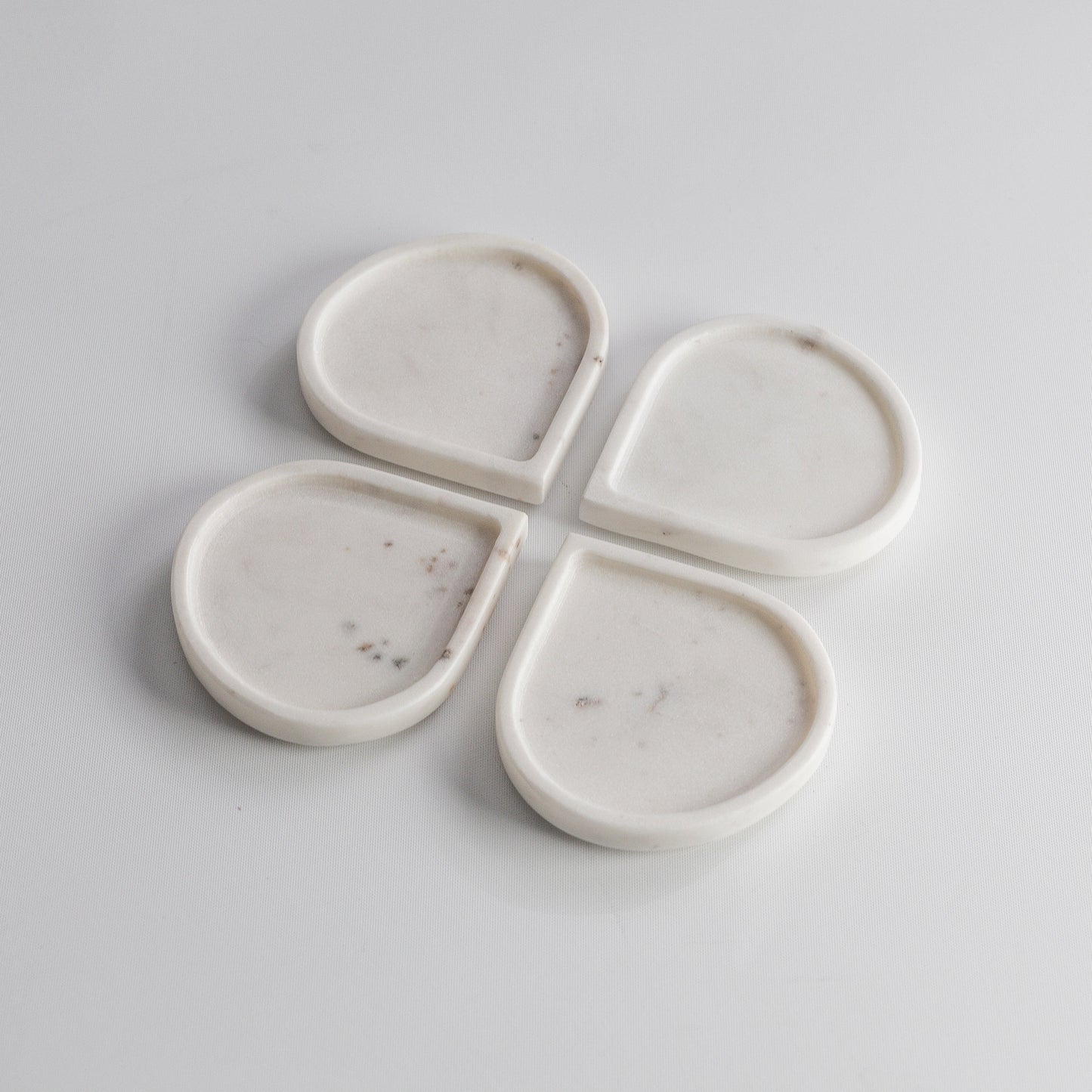 White Marble Raindrop Coaster Set
