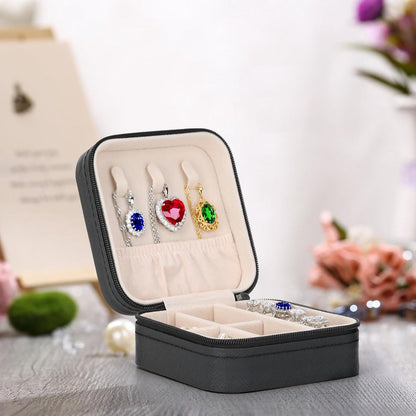 Jewelry box - Jewelry boxes - Jewel case - Organizer - Jewelry holder - Small jewelry box - Small jewelry box - Watch box - Storage box - Compact - Small - Travel case - Girls/Women - For Rings/Earrings/Necklace/Watches - Black