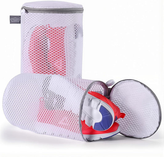 Honeycomb mesh shoe washing bag with grey zipper and enclosed inside compartment