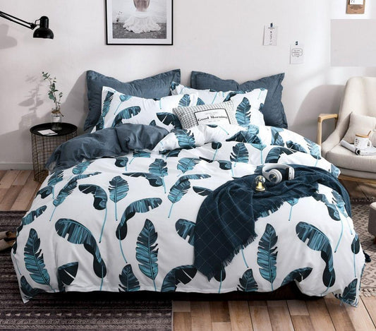 Super king duvet cover set, white with teal leaf print and matching pillowcases