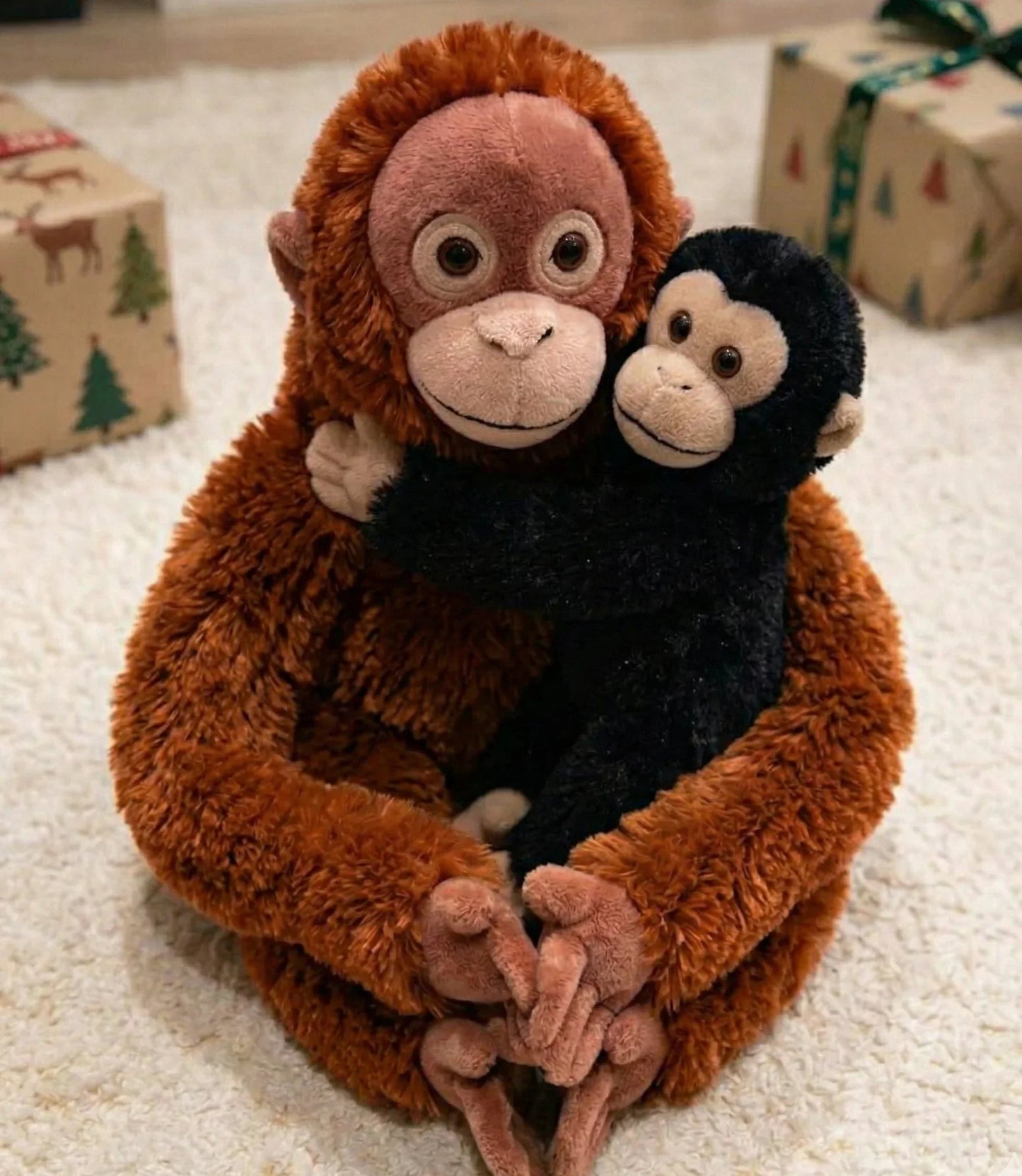Punch Plush: Baby Japanese Macaque & Orangutan Hugging Plush Set