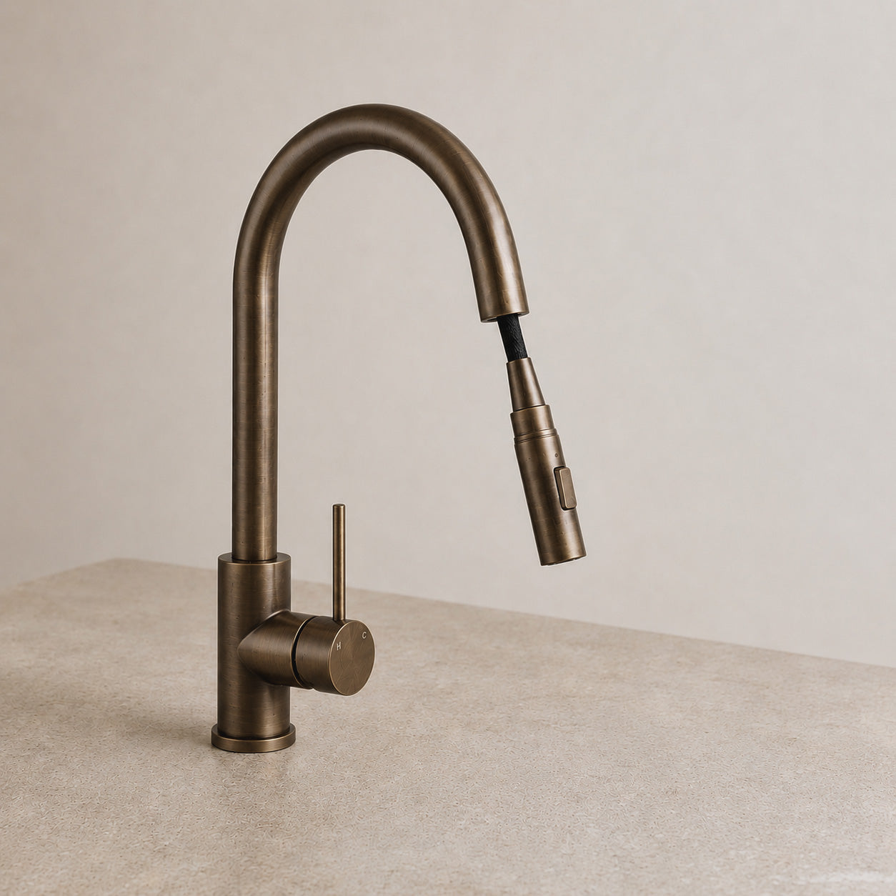 Reno Pull-Out Kitchen Mixer - Antique Brass