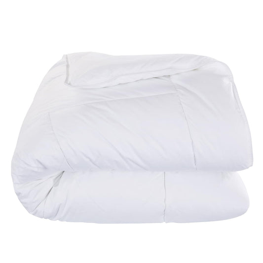 White quilted duvet with stitched baffle boxes