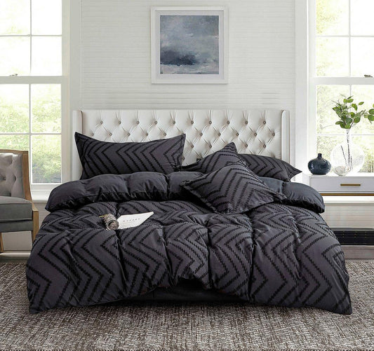 Black wave jacquard duvet quilt cover set with matching pillows, super king size