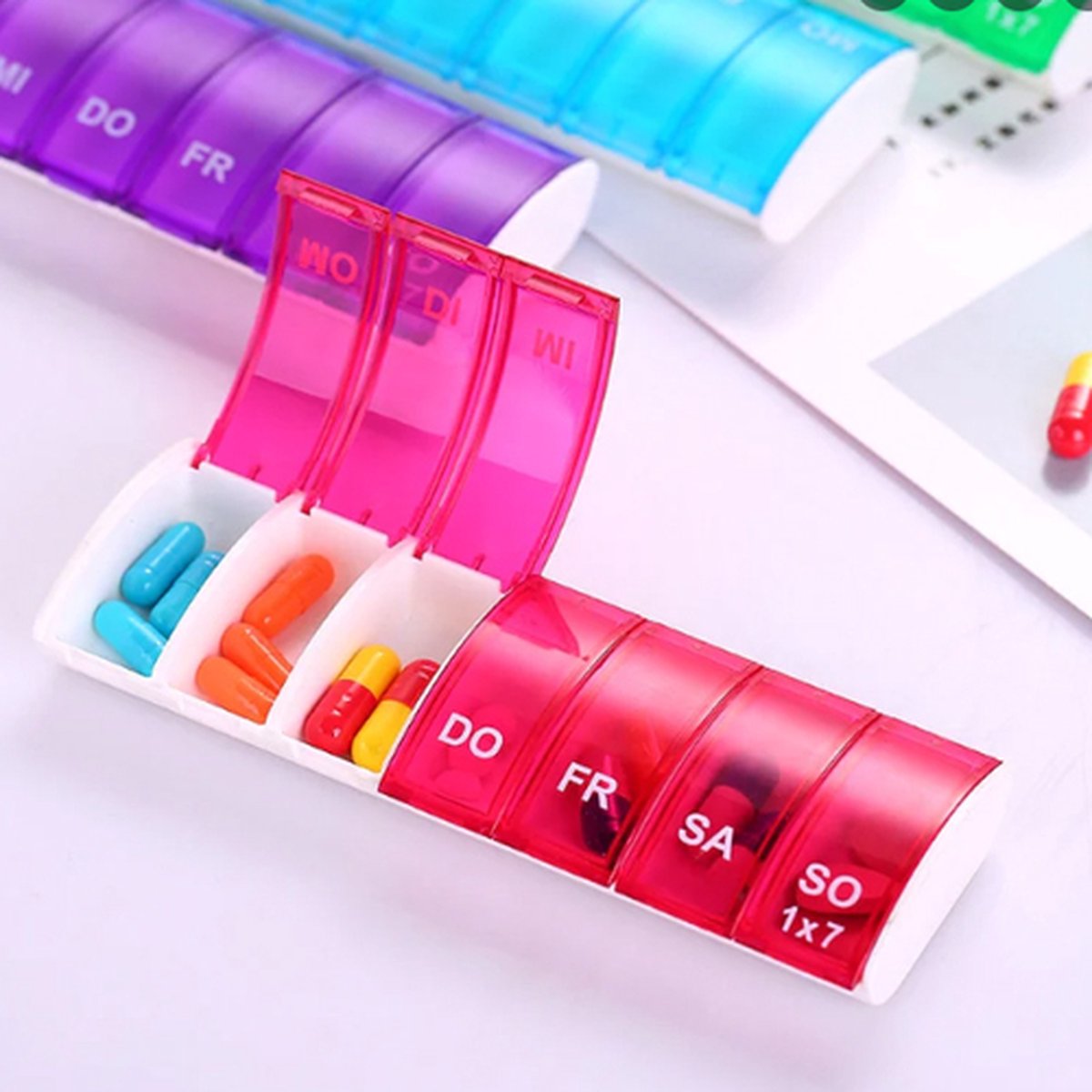 Pill box | Pill box | Medicine box | Pill Box | 7 days | 1 week | Purple
