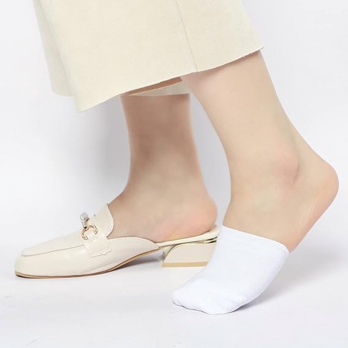 Toe Socks - Half Socks - 6 Pairs - Toe Socks - Cotton - Yoga Socks - Anti-Slip Socks - Foot Protectors - Forefoot Pads - Forefoot Cushion - Comfortable Socks - Smooth Toe Seam - No Annoying Seams - Breathable - One Size