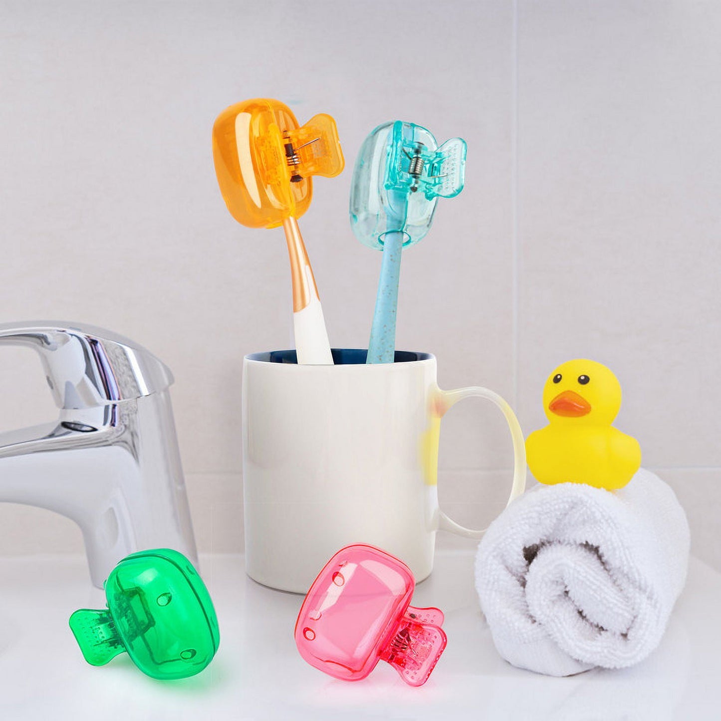 4 Pack Travel Toothbrush Head Covers Portable Toothbrush Protector Cap Brush Pod Case Protective Plastic Clip for Household Travel, Camping, Bathroom, School, Business Red, Green, Blue, Clear