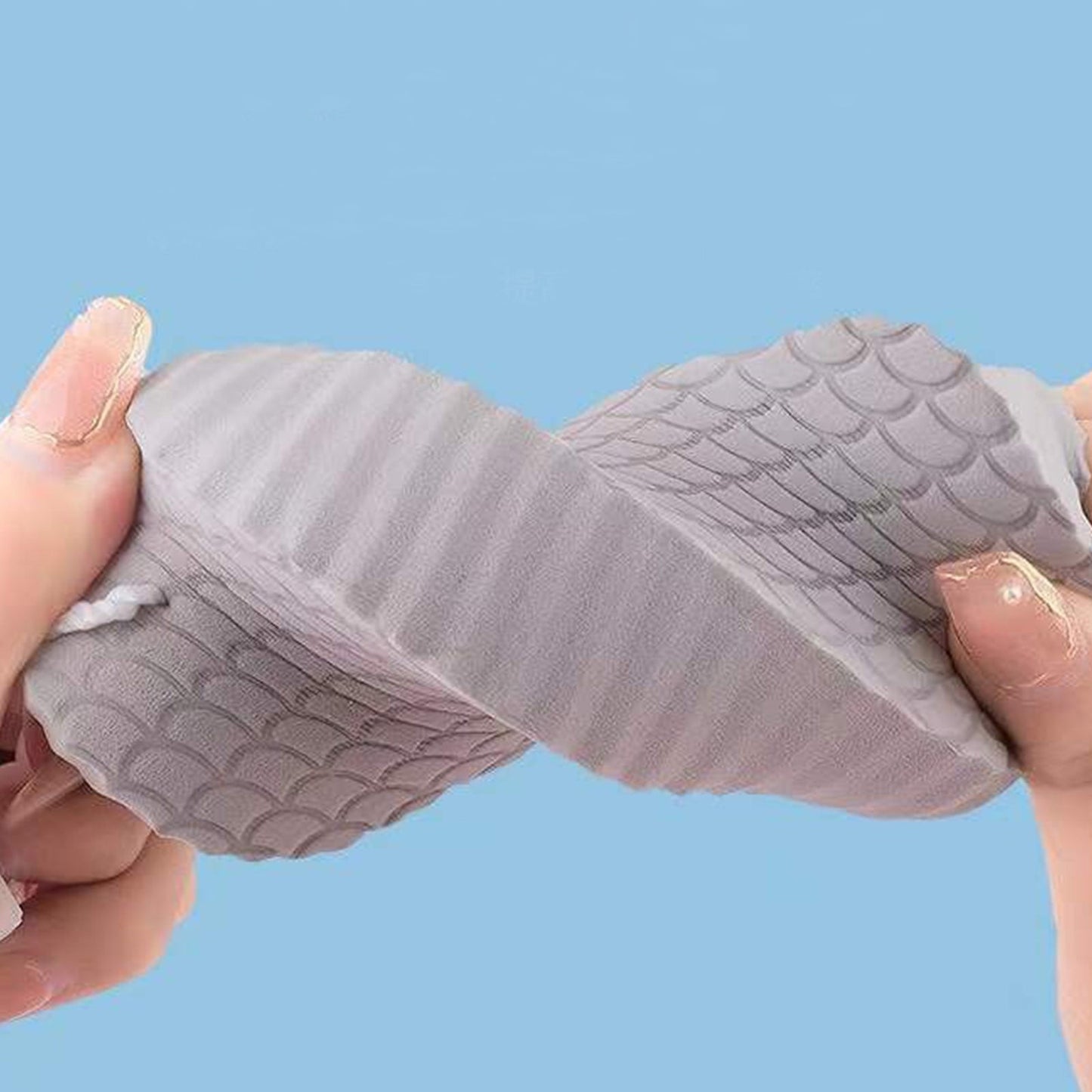 Magic Exfoliating Bath Sponge,3D Super Soft Exfoliating Bath Sponge, Skin Friendly and Reusable for Adults Children and Pregnant Women (Grey) 2.76x5.51x1.18 2.76" x 5.51" x 1.18" White
