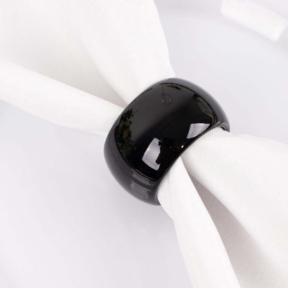 Efavormart 4 PCS Wholesale Black Acrylic Napkin Rings for Place Settings Wedding Receptions Dinner or Holiday Parties Tableware