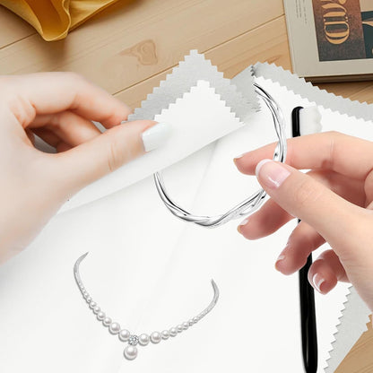 6Pcs Jewelry Cleaning Tool, Jewelry Cleaning Kit Includes 2 Jewelry Cloths & 2 Ultra-Soft Brushes, Polishing Cloth for Gold Diamonds Platinum Gemstones Coins