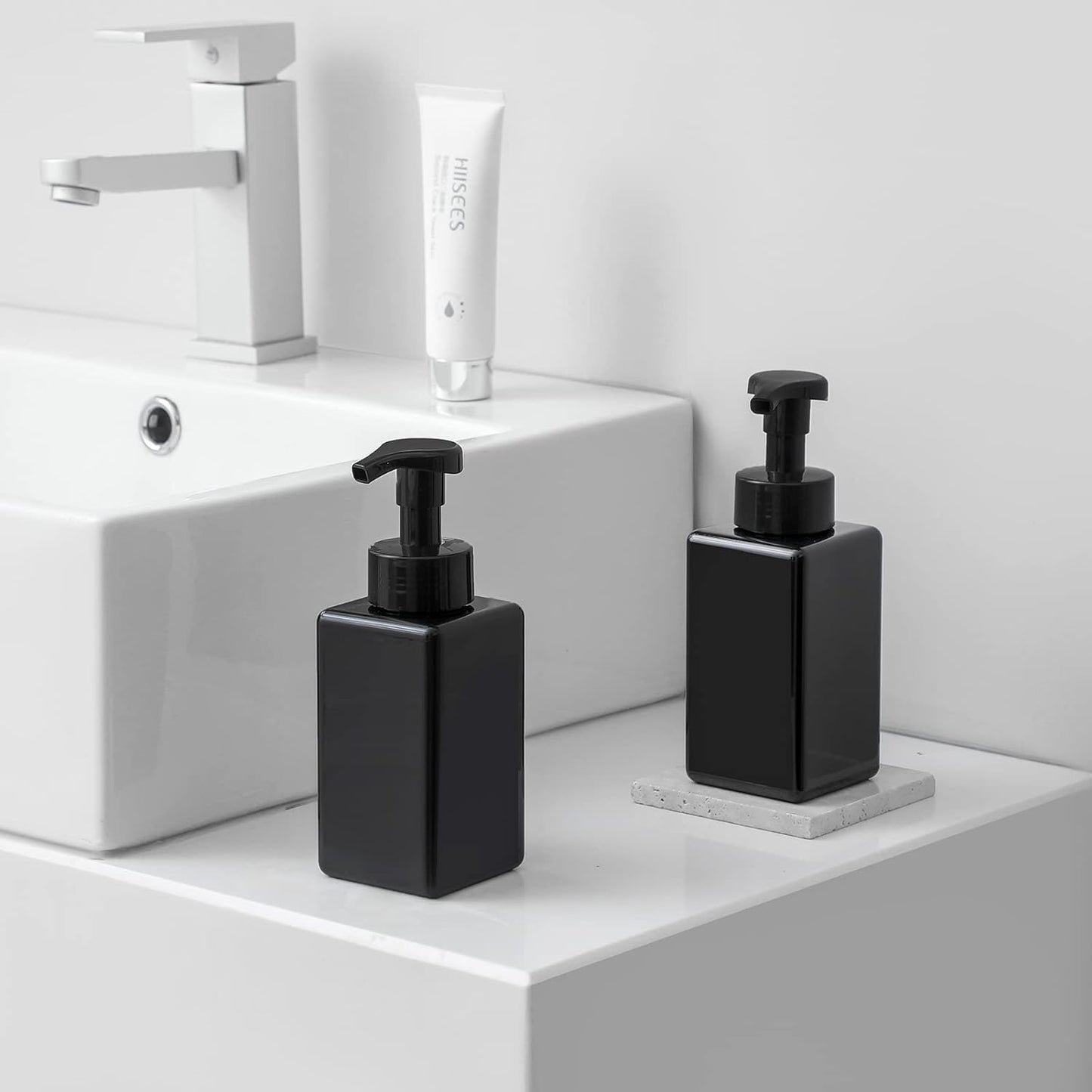 Foaming Soap Dispenser, 15oz Refillable Pump Bottle Plastic for Liquid Soap, Shampoo, Body Wash, 2 Pcs, Black