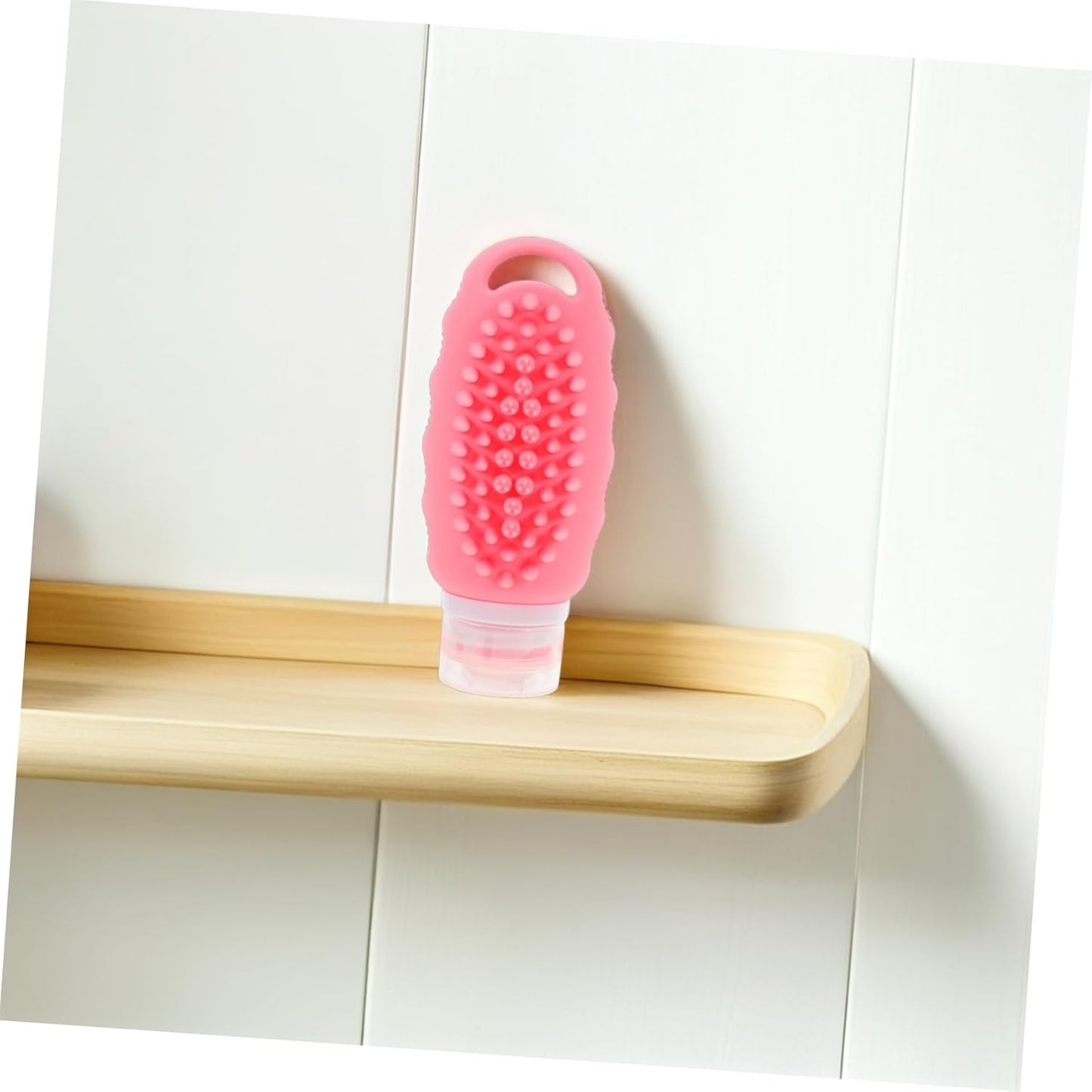 Portable silicone travel bottles - 3-pack reusable toiletries of 90 ml - Suitable for shampoo, conditioner and hair oil - Lightweight travel accessory - Suitable for both men and women