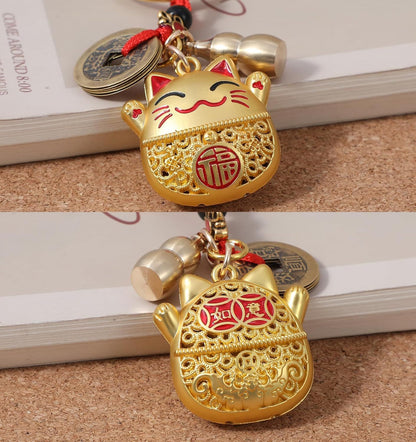 Lucky Cat Keychain, Good Luck Keychain with Feng Shui Coins, Tassel ＆ Gourd, Maneki Statue Charm for Good Luck, Gift for Cat Lovers