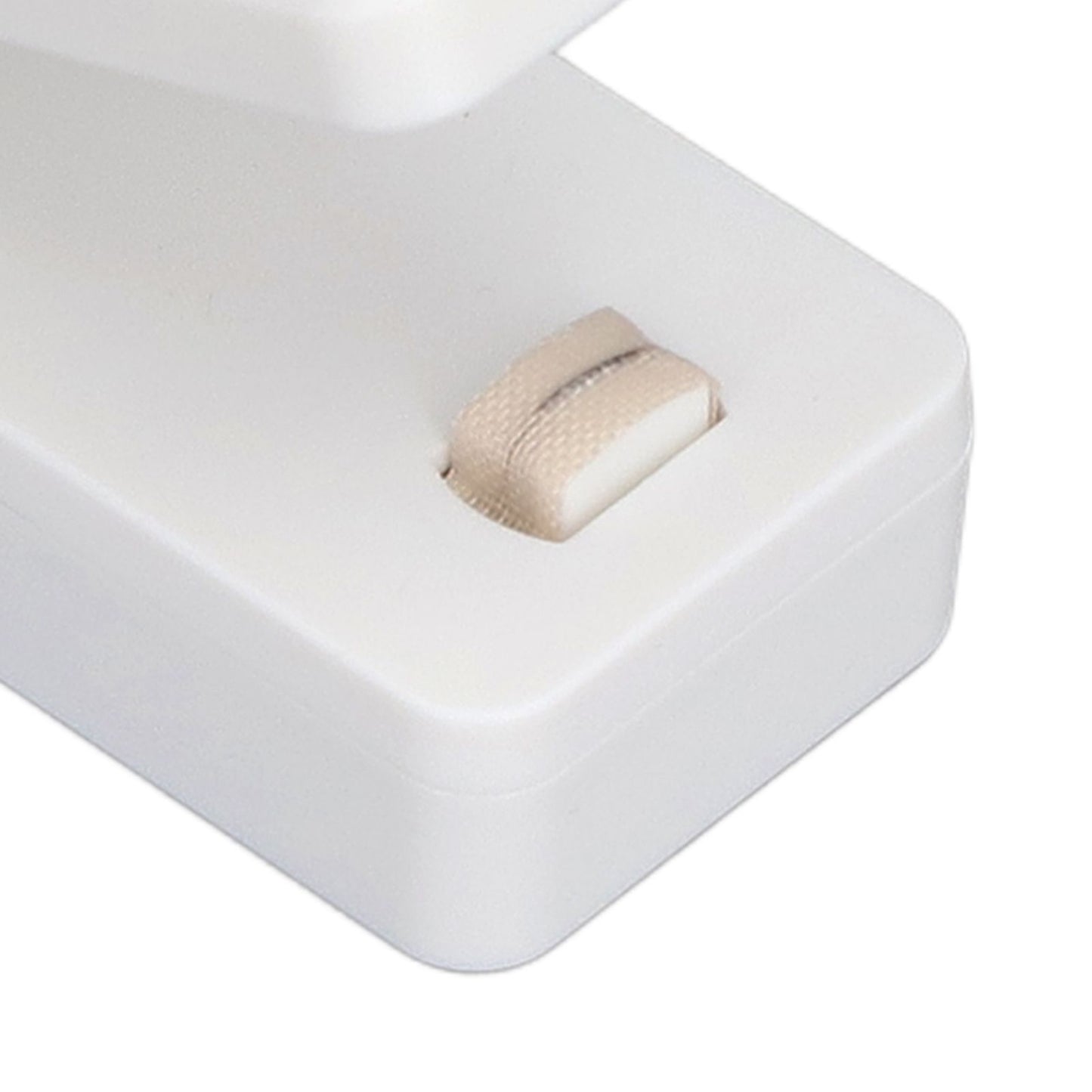 Portable Mini Bag Sealer with Magnet USB Charging Plastic Bag Sealing Machine for Home Kitchen UseWhite