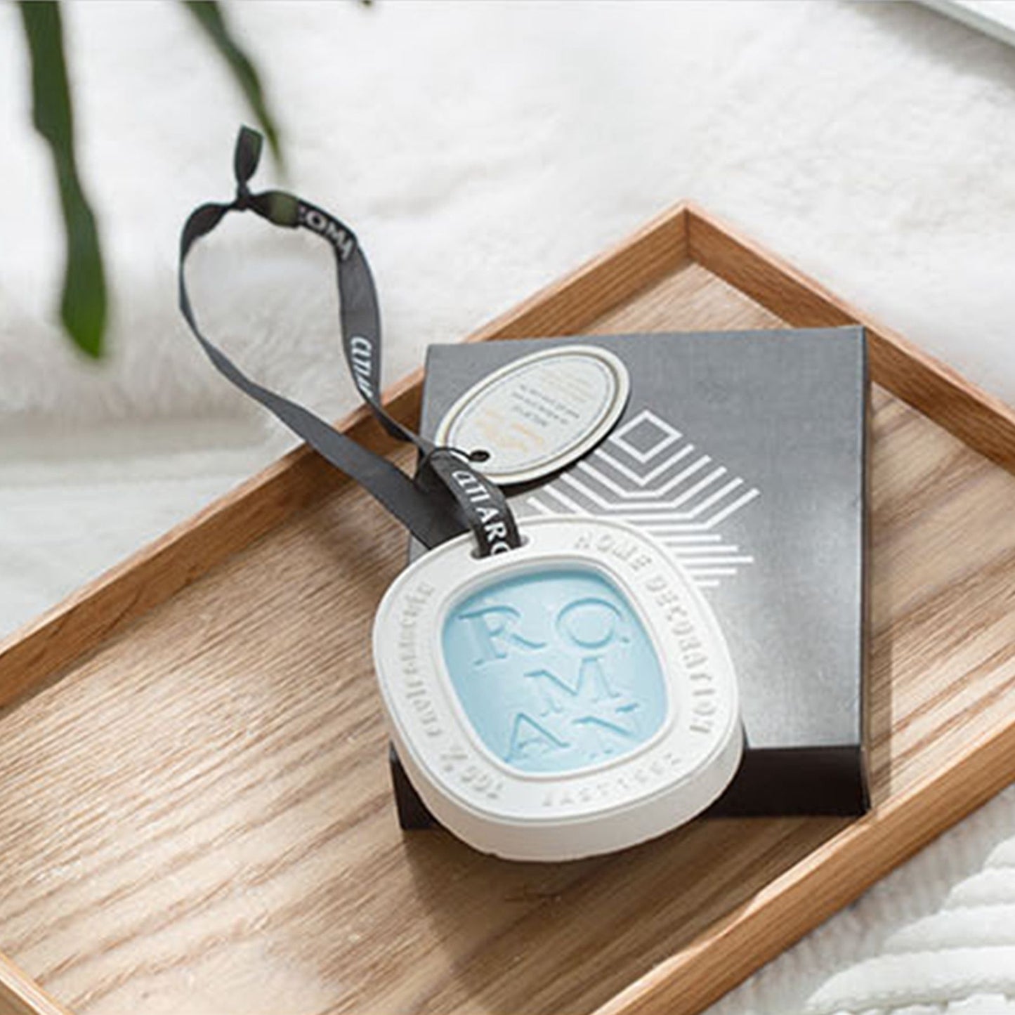 Hanging Aromatherapy Wax Tablets Home Closet Odor Freshener Car Solid Air Freshener Pendant