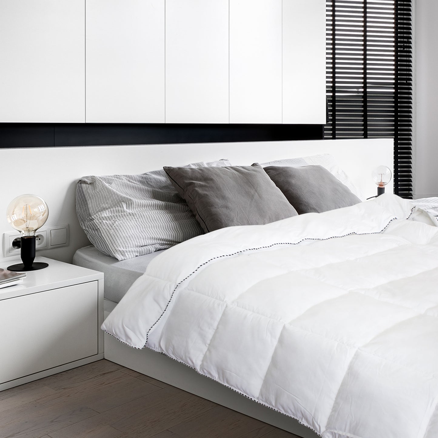 Royal Comfort Bamboo Blend Quilt 250GSM Luxury  Duvet 100% Cotton Cover - King - White