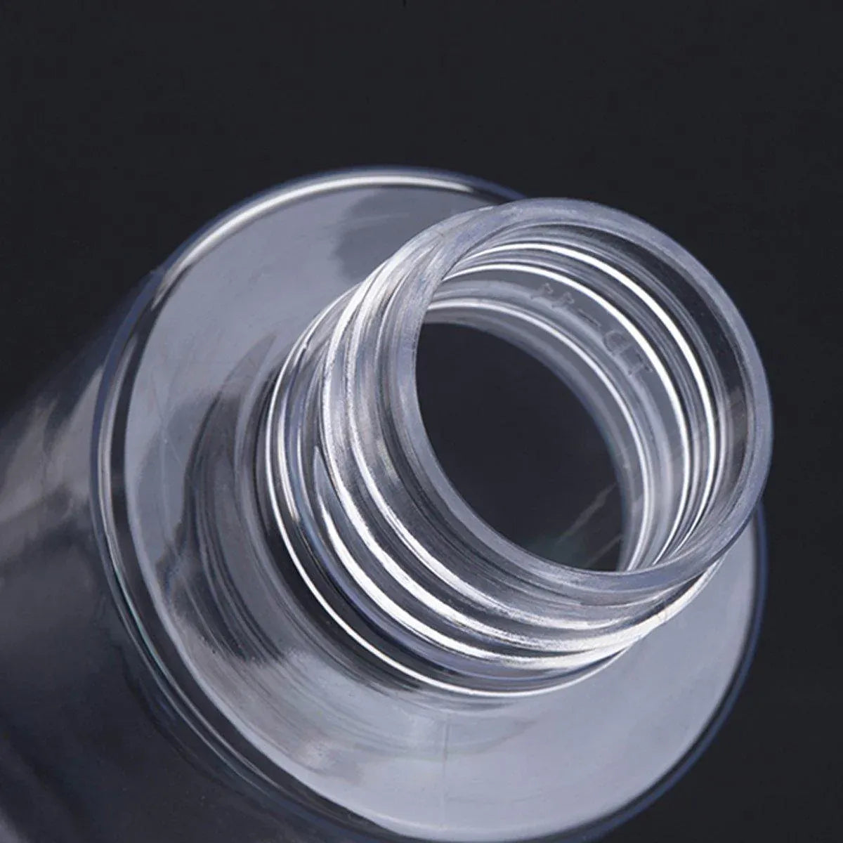 50/100/150ml Plastic Toner Lotion Bottles Refillable Travel Cosmetic Containers - Black Lid + Transparent Bottle - 150ml