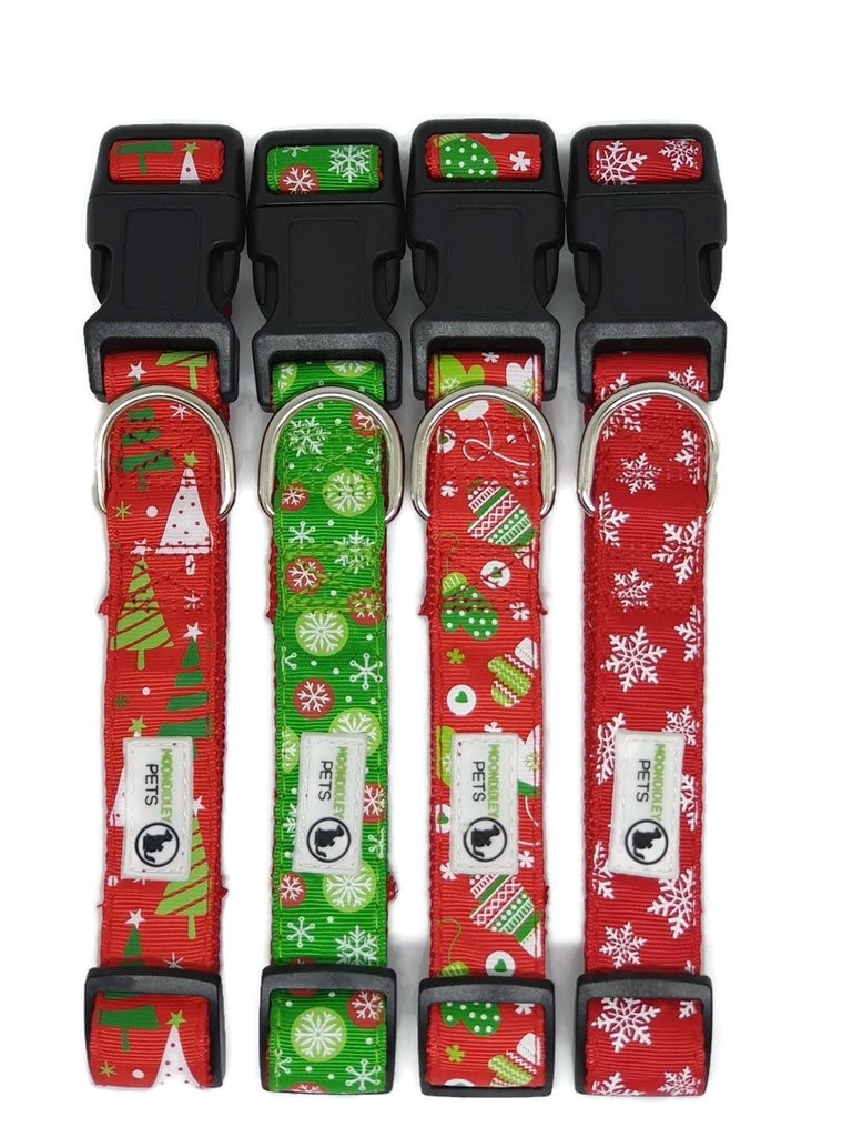 Adjustable Christmas dog collar set with red and green mitten-print straps