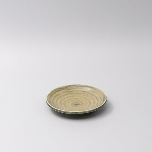 Washed fern saucer, 14 cm, round olive ceramic with concentric swirl pattern