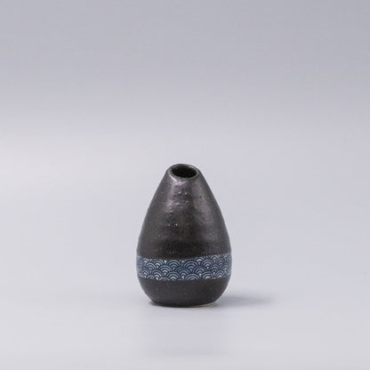Vase Pinecone 10H Black Wave Design
