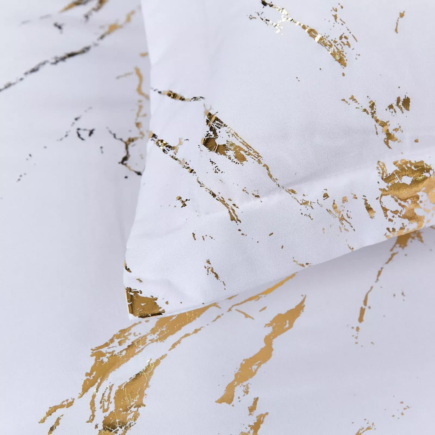 Cloud Rest Bedding Collection – Minimal 3‑Piece Comforter