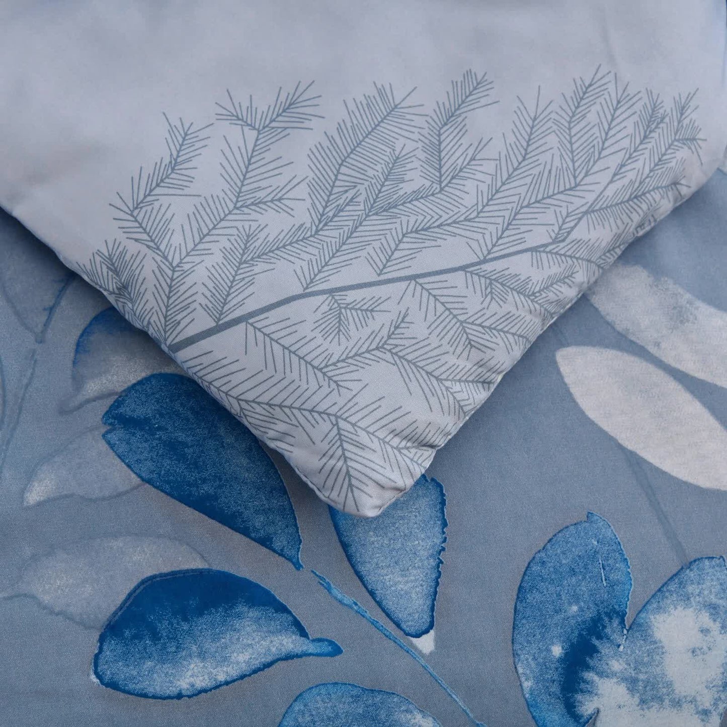 GlowUp Bedroom Comforter – 3‑Piece Insta‑Aesthetic Set