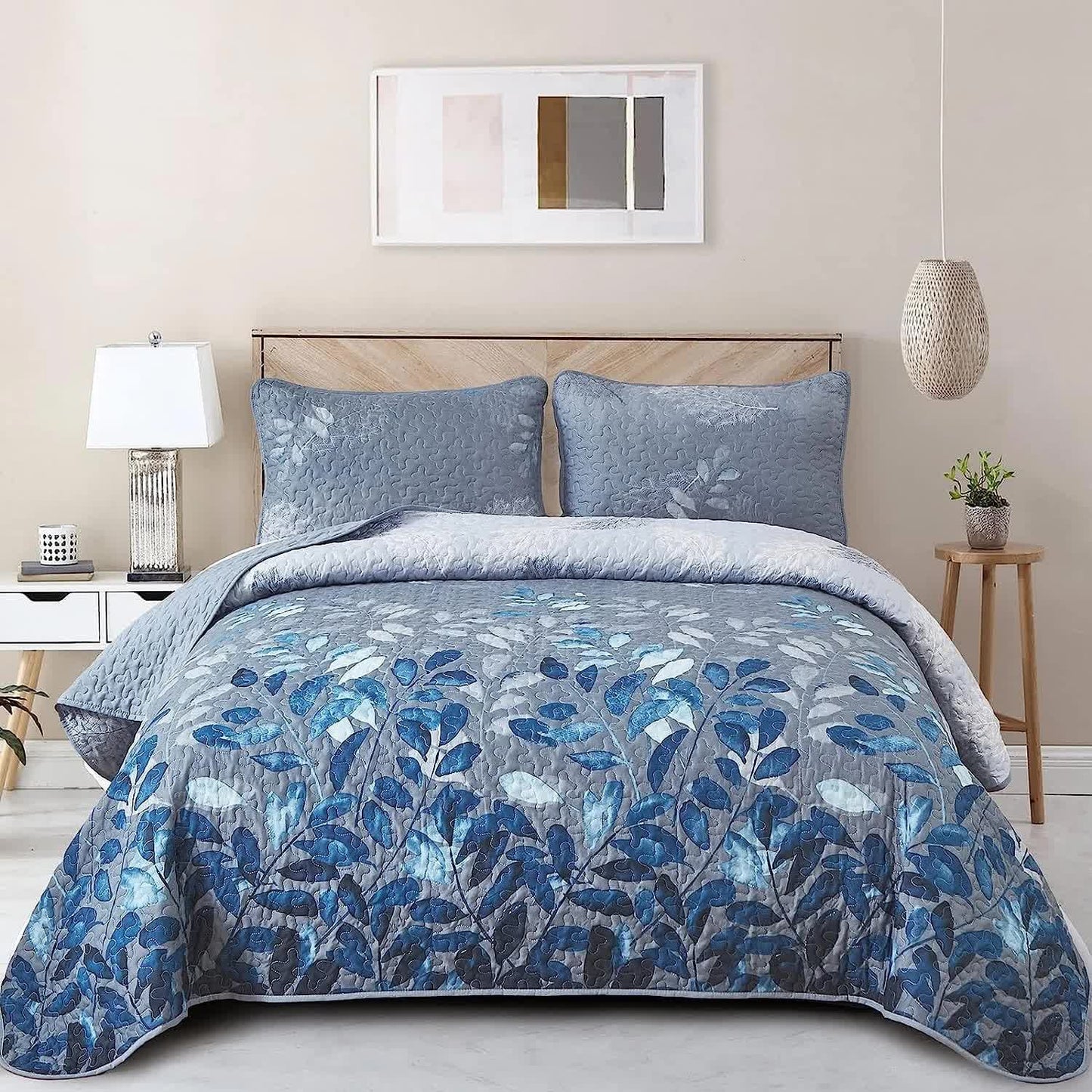Blue floral leaf quilted coverlet set with two pillow shams, botanical pattern