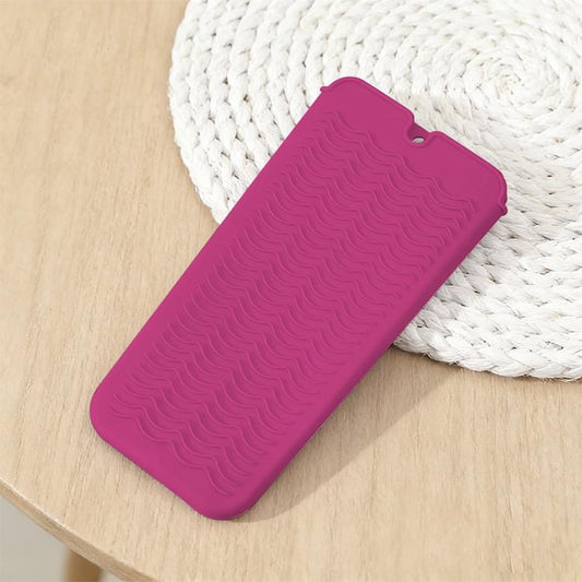 Rose-red silicone wave anti-scalding mat with hanging hole, rectangular