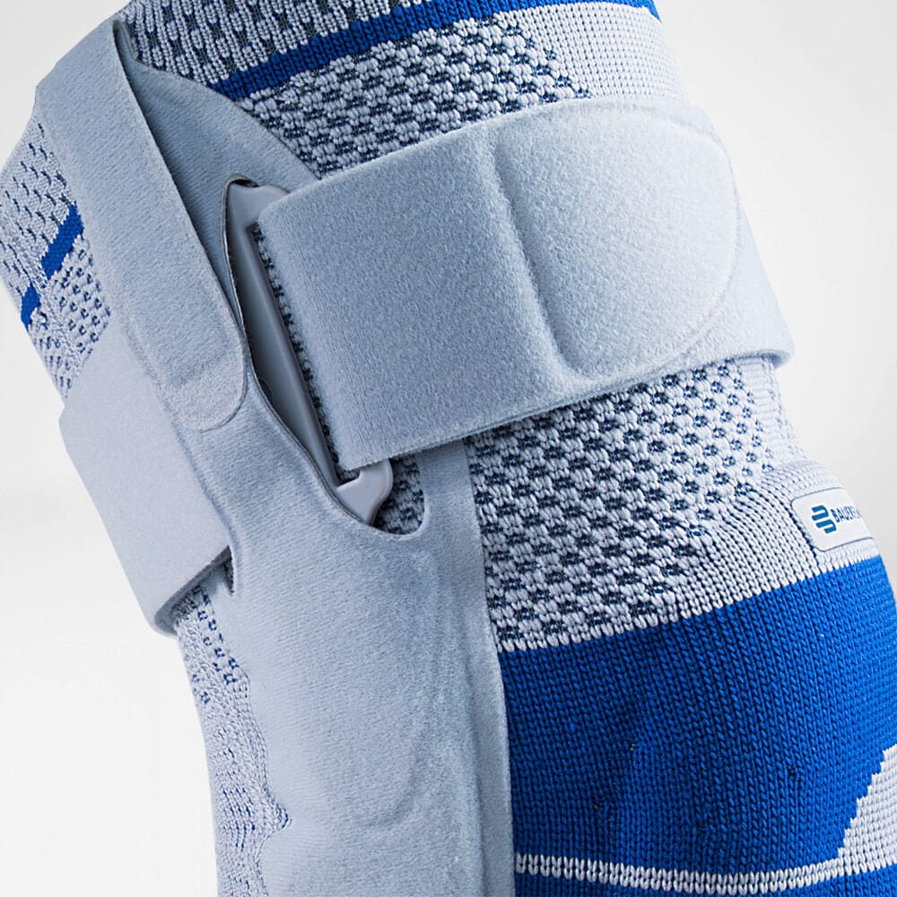 GenuTrain S Hinged Sports Injury Knee Brace (ACL/PCL)