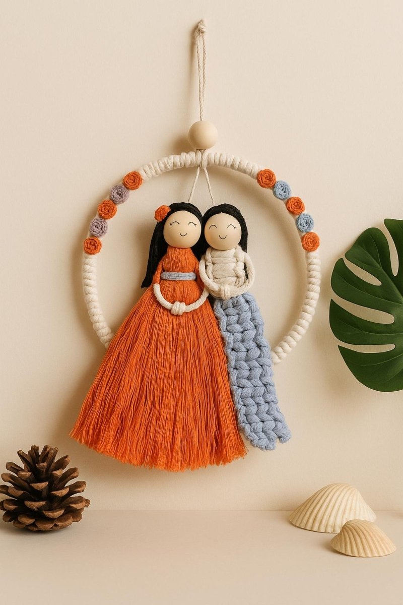 Macrame Doll Wall Hanging — Couple and Friendship Gift