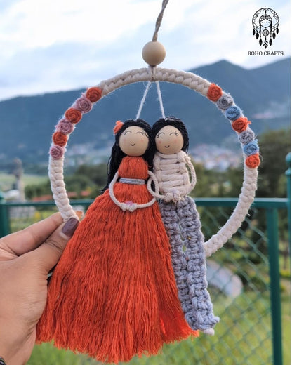 Macrame Doll Wall Hanging — Couple and Friendship Gift